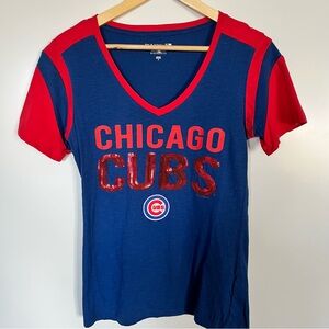 5th & Ocean Chicago Cubs Women’s V-Neck T-Shirt Blue Red Sequin Logo MLB Size M